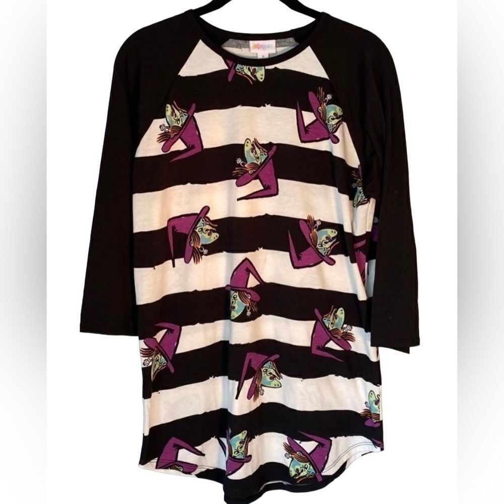LuLaRoe black and white striped, witch design holiday Halloween shirt, size med￼